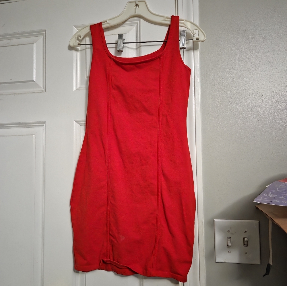 Red Sleeveless Top